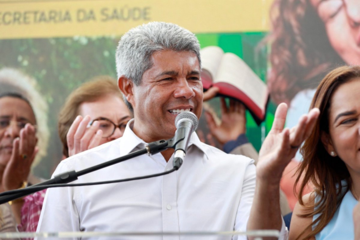 Jerônimo sanciona lei que libera empréstimo de quase R$ 3 bilhões