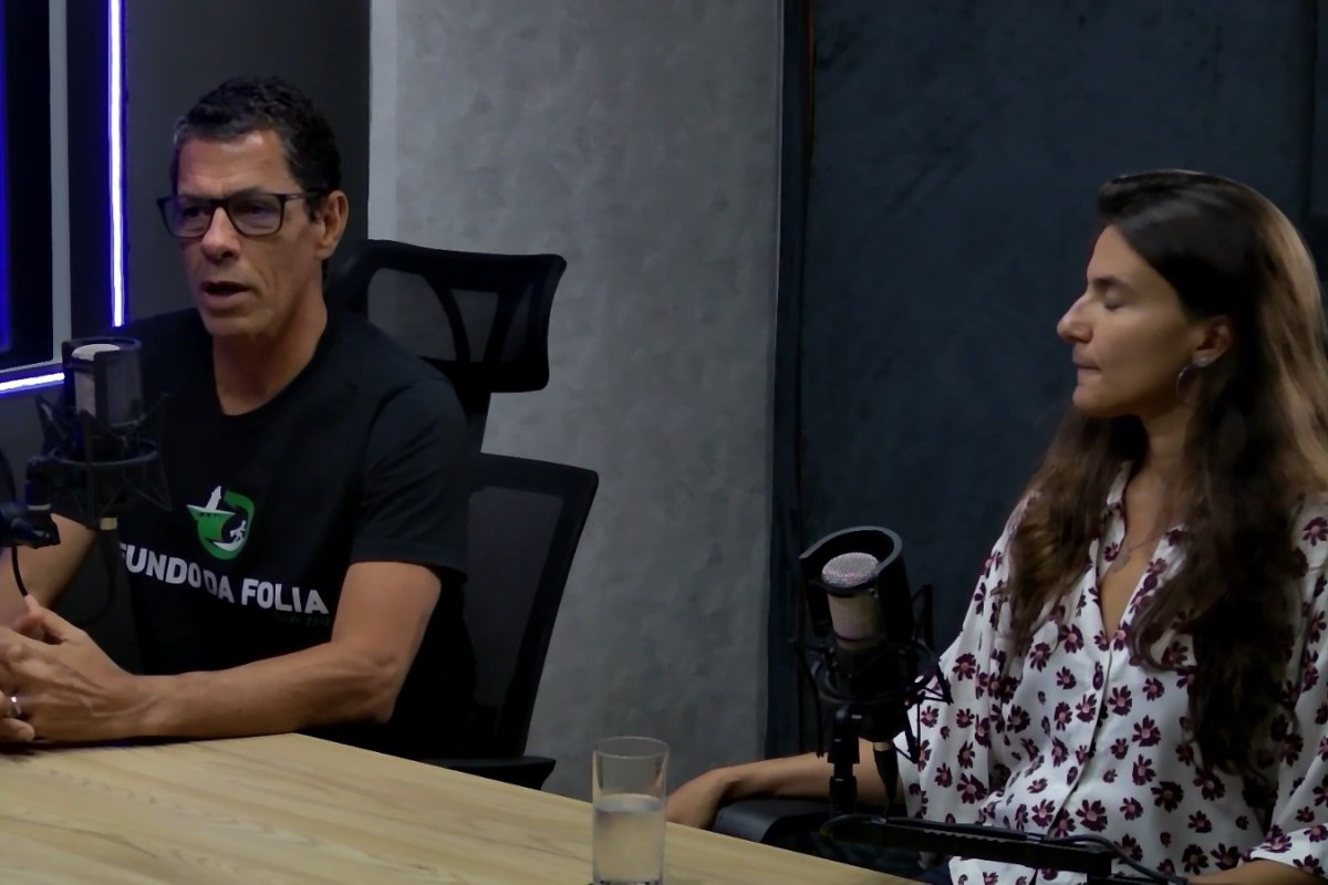 Vídeo: Projeto voluntário Fundo da Folia realiza ações para limpar praias de Salvador