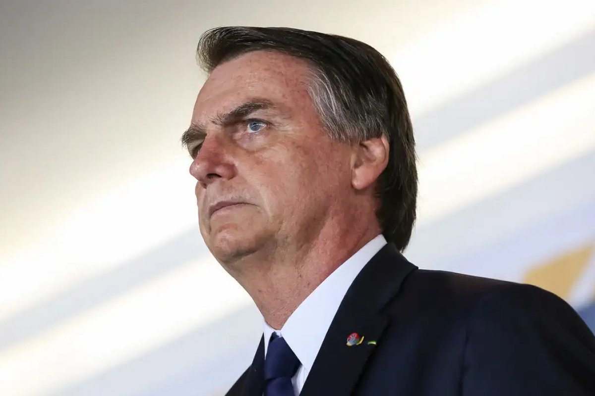 PF indicia Bolsonaro e ex-integrantes do governo por tentativa de golpe de Estado e organização criminosa