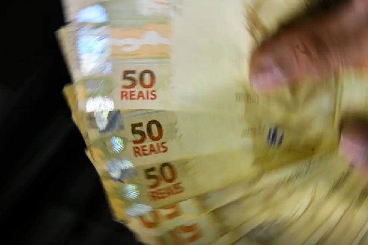 Governo bloqueia R$ 6 bilhões do orçamento de 2024