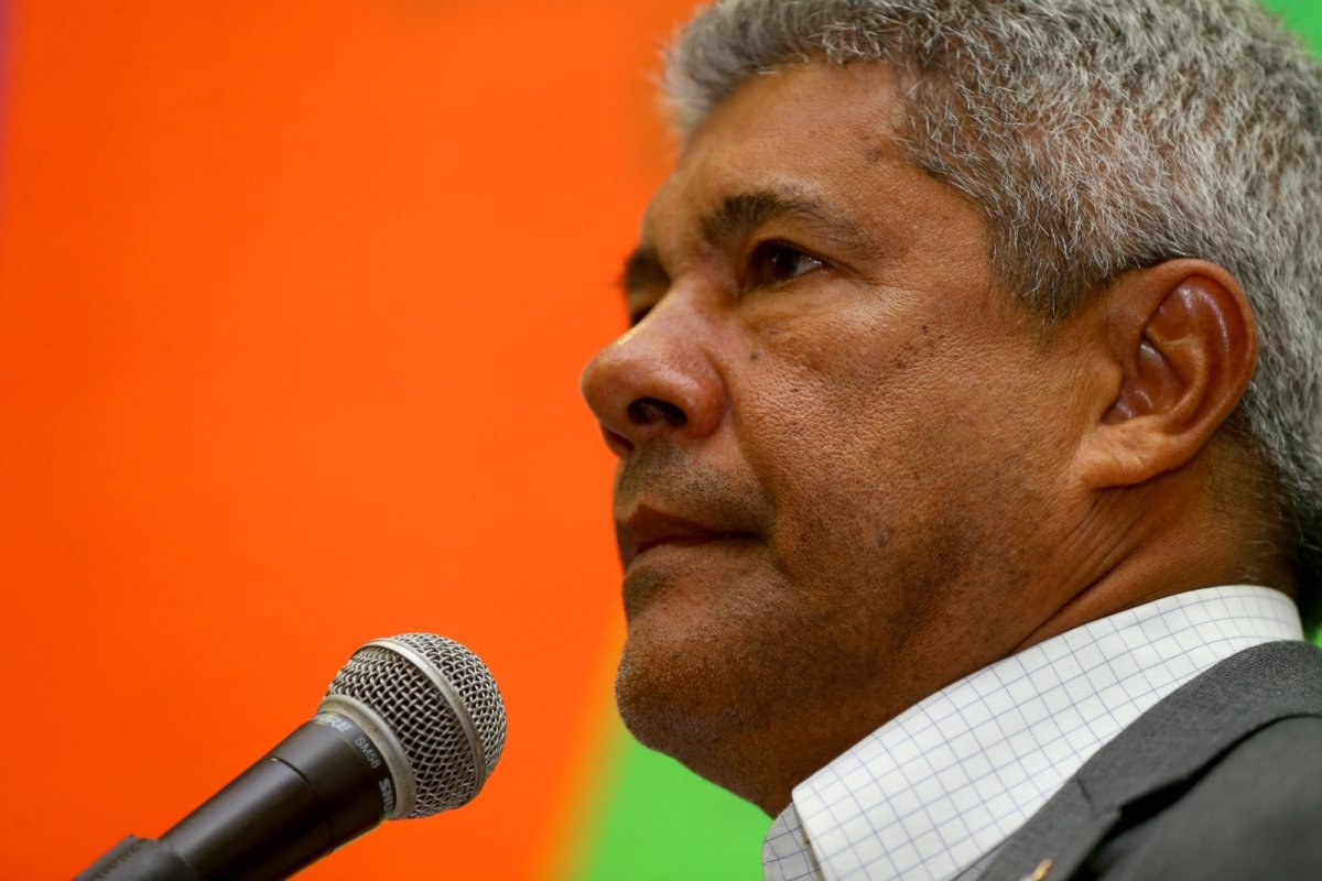 Jerônimo confirma encontro com Lula na próxima quinta (28) para discutir Reforma Tributária