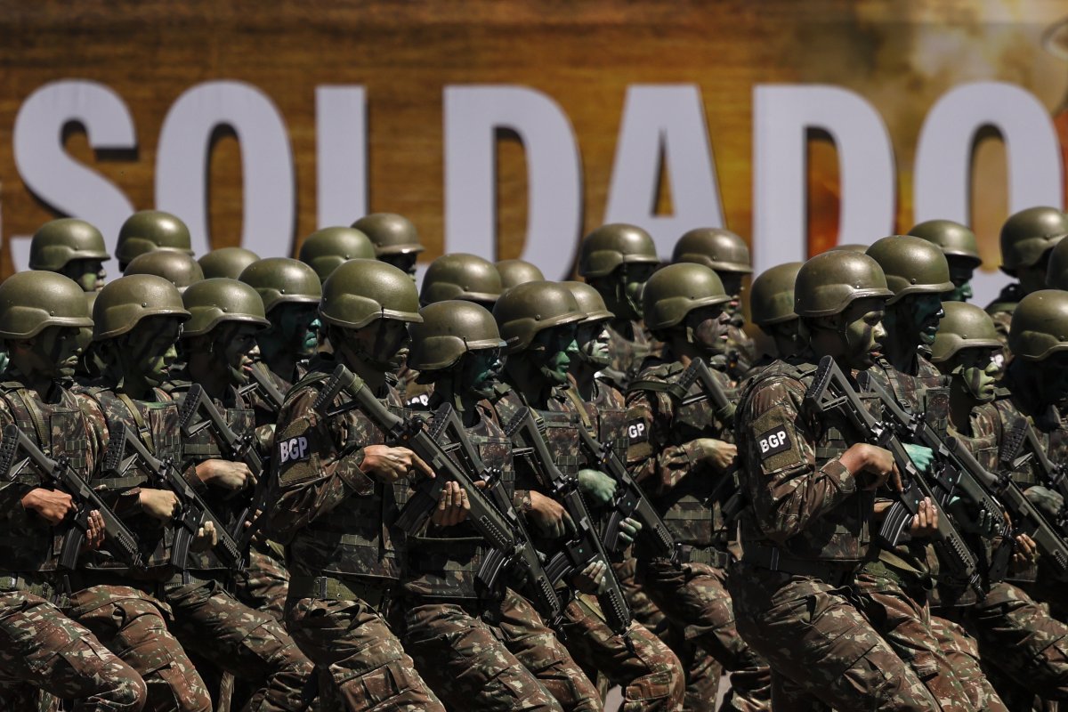 Exército tem 12 militares da ativa indiciados pela PF em trama golpista