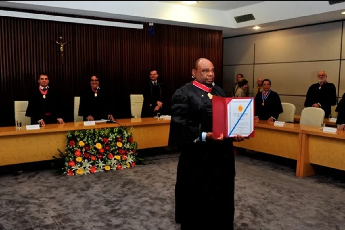 TJBa abre inscrições para vaga de desembargador Luiz Fernando Lima