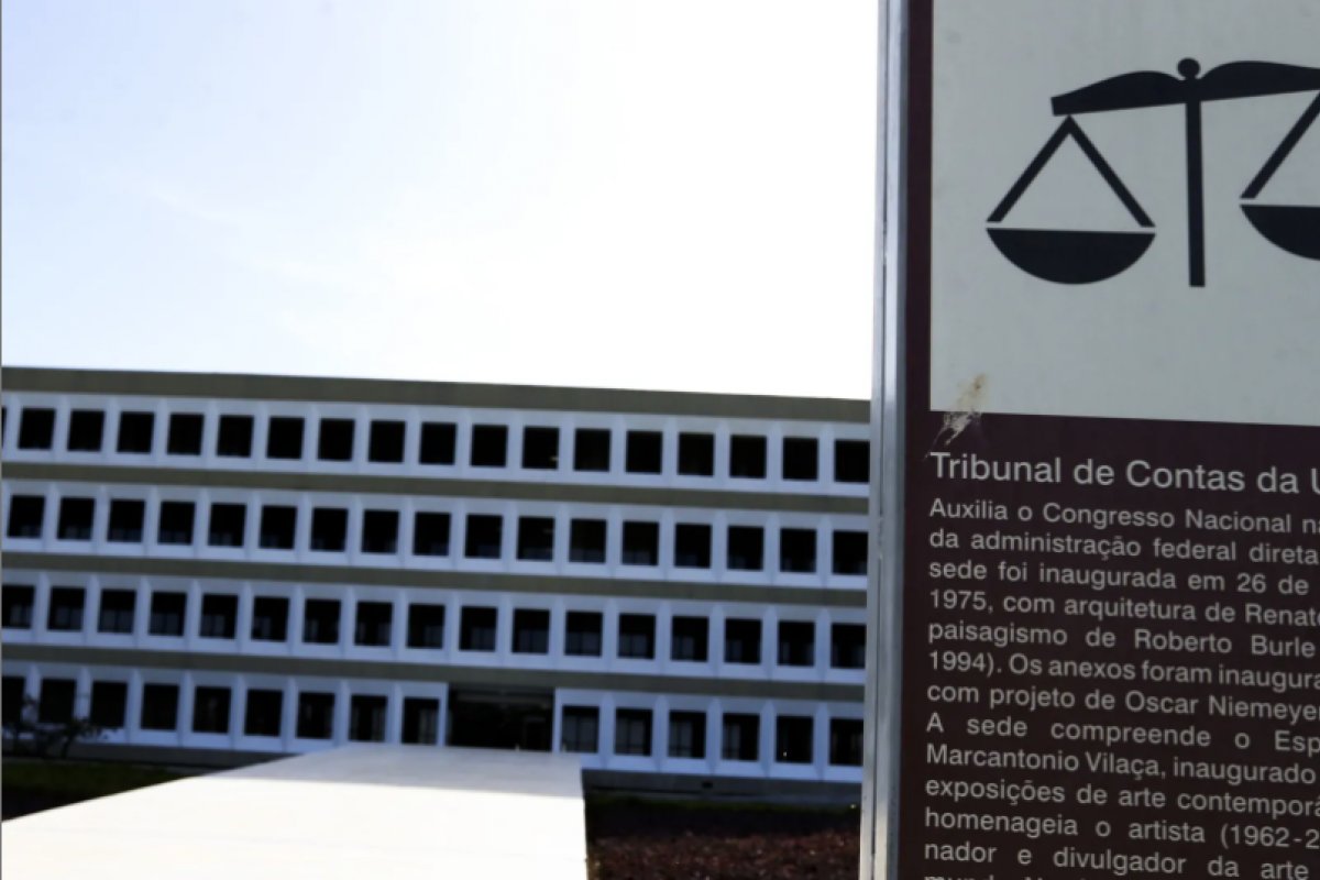 MP-TCU solicita suspensão de adicional por tempo de serviço a ministros do STJ e TST