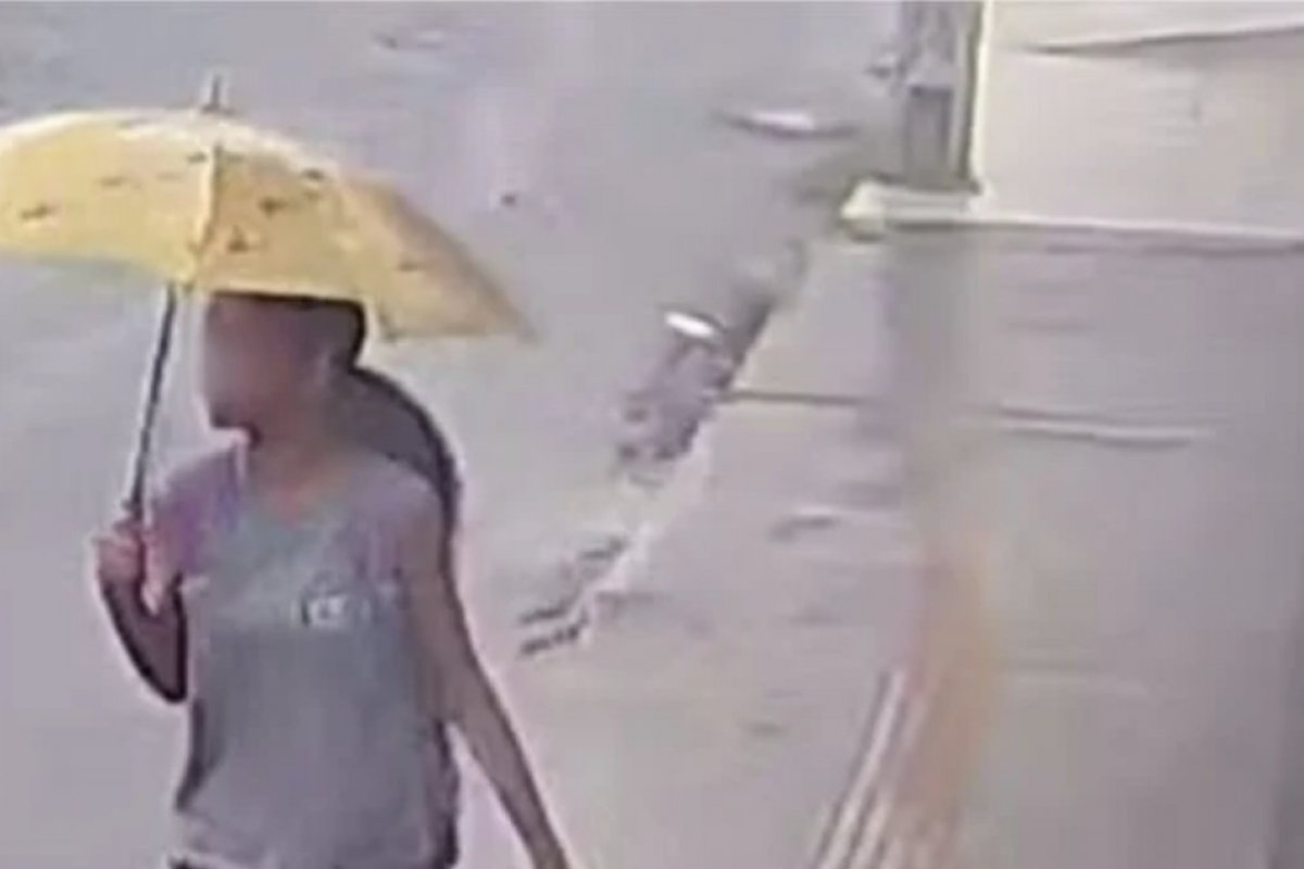 Bombeiros intensificam buscas por menina desaparecida em Dias D'Ávila