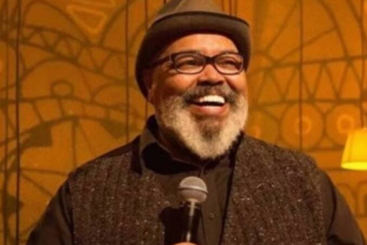 Jorge Aragão é internado e cancela show para Cidade do Samba no Rio de Janeiro