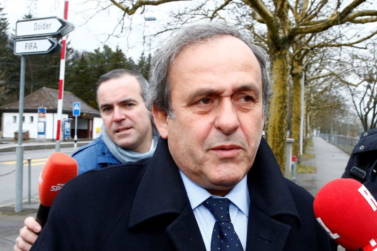 Platini é preso em investigação de suborno