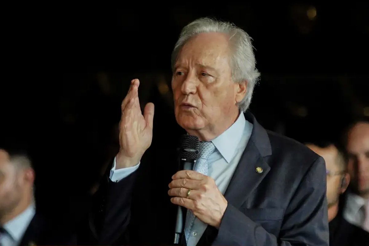 "Nenhuma ingerência", diz Lewandowski ao negar perseguição da PF a Bolsonaro e participantes do 8 de janeiro