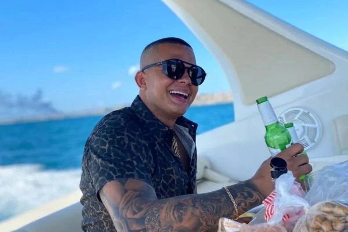 Influenciador suspeito de lavagem de dinheiro é solto pela Justiça