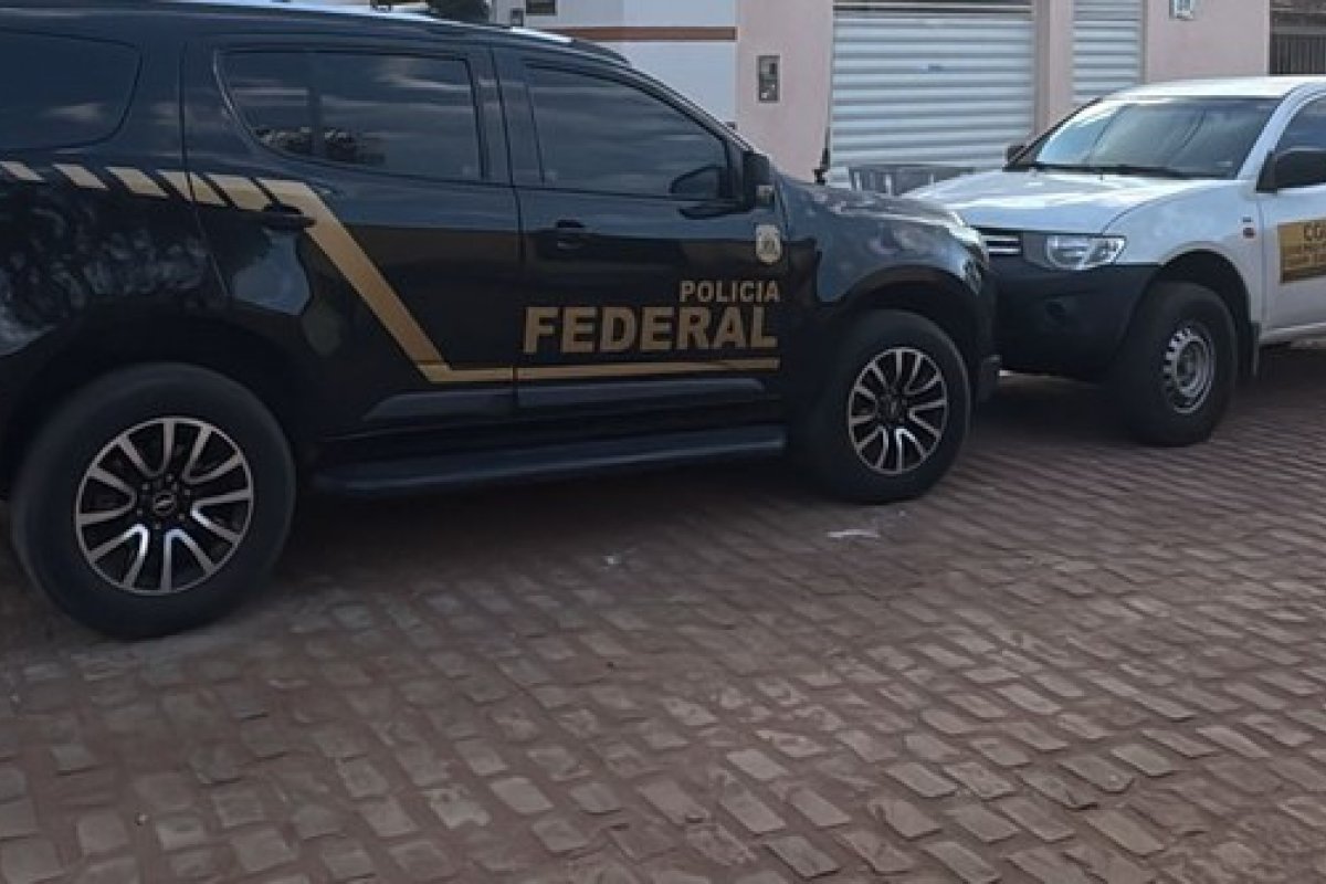Operação da PF combate desvio de recursos públicos em cidades na Bahia