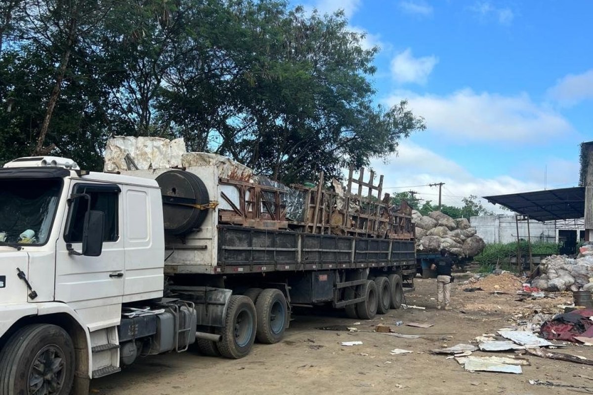 Operação investiga sonegação fiscal em comercialização de ferros velhos na Bahia
