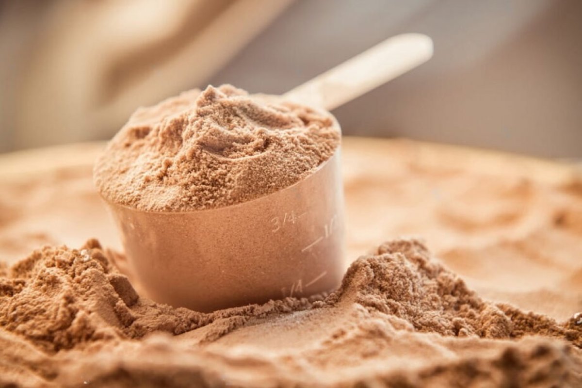 Whey protein com irregularidades devem ter vendas suspensas, determina Ministério da Justiça