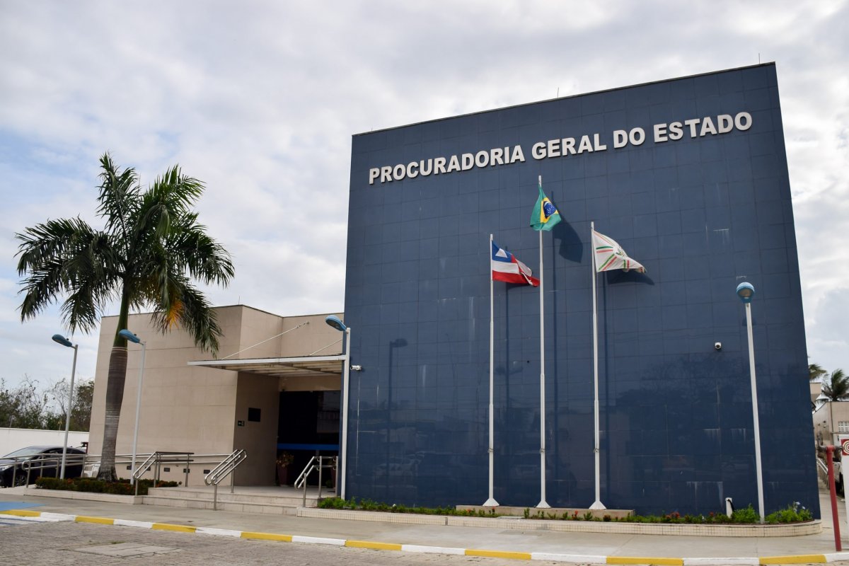 PGE-BA ganha ação sobre revalidação de diplomas de medicina