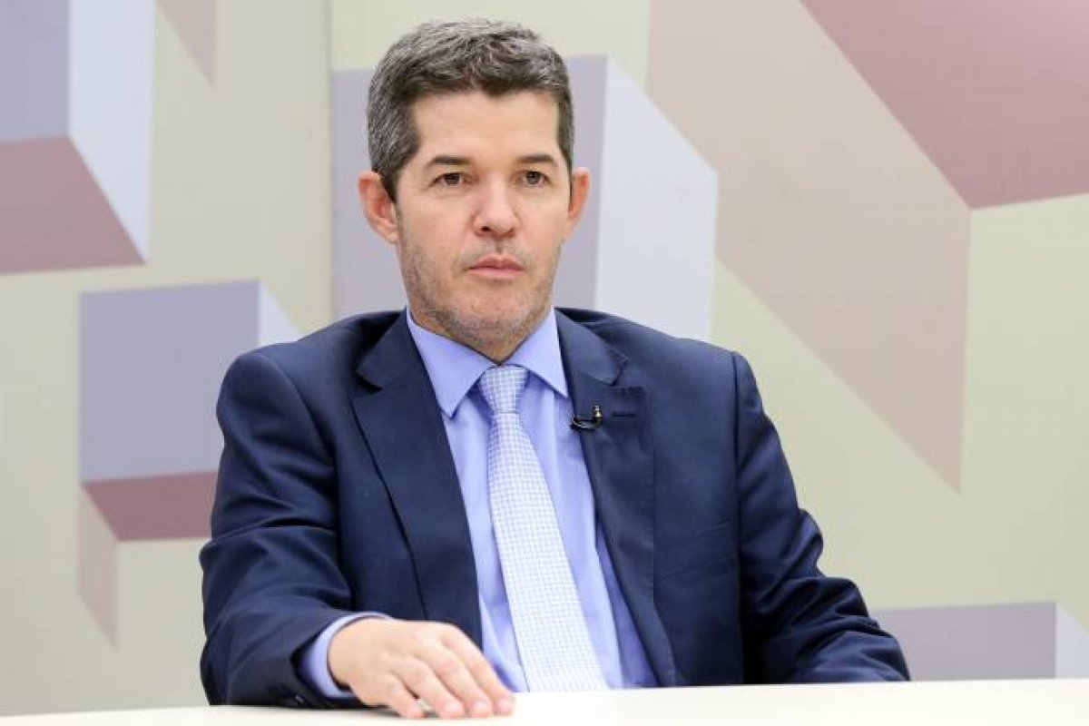 Entrevista com o líder do PSL na Câmara dos Deputados, Delegado Waldir