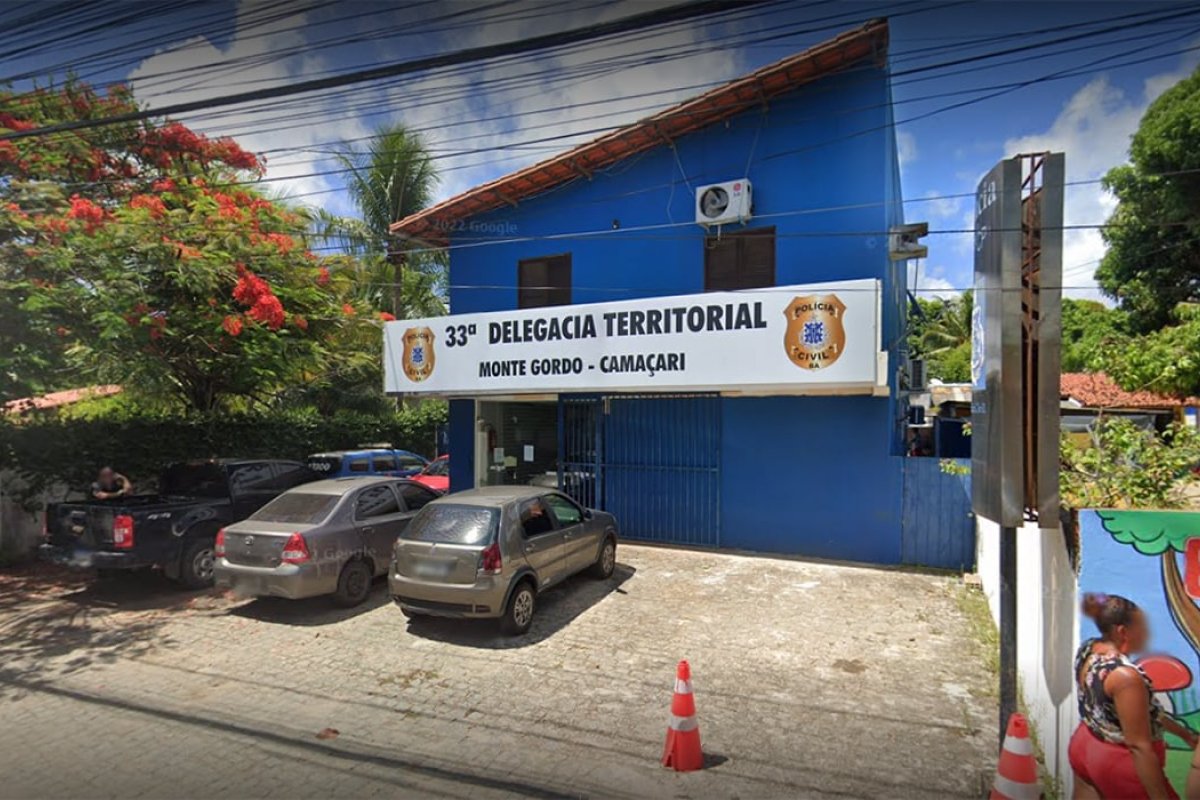 Jovem morre e motorista de aplicativo fica ferido em ataque a tiros na Bahia