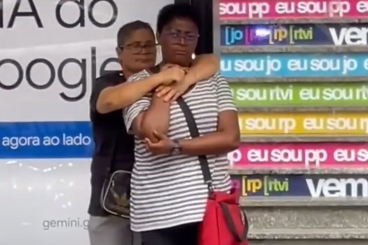 Vídeo: Mulher é feita refém em ponto de ônibus em São Paulo