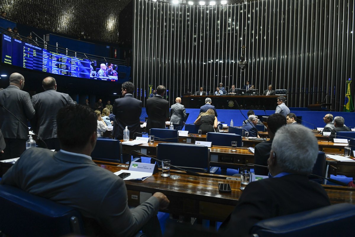 Senado aprova texto-base da regulamentação da reforma tributária