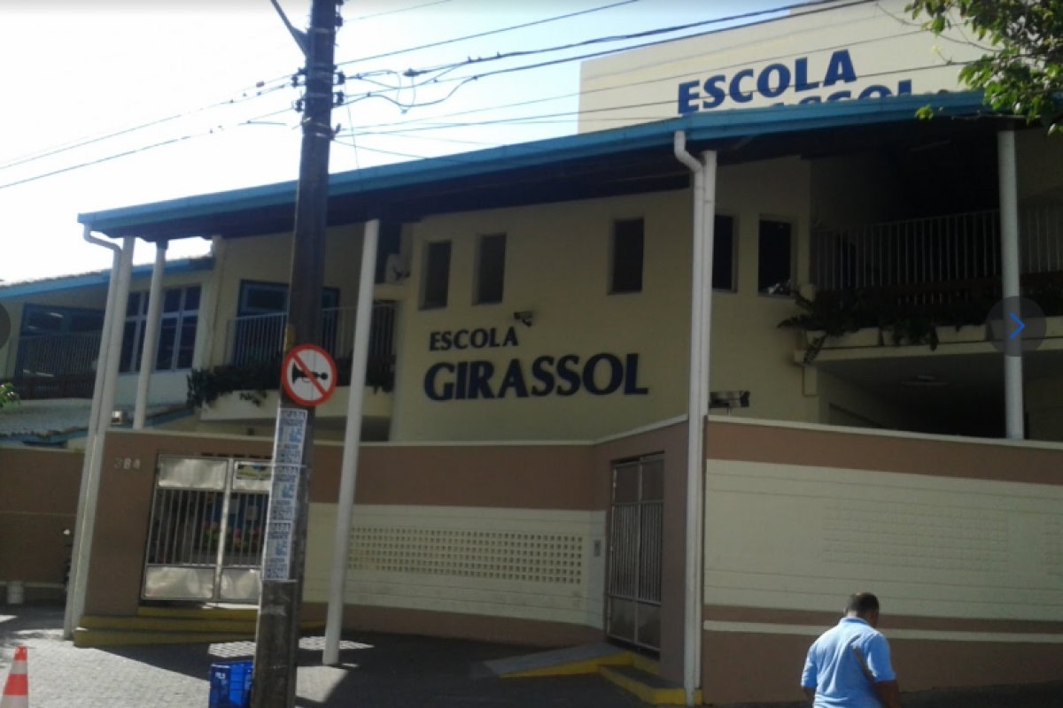 Obra de escola é paralisada após desabamento de teto no Itaigara