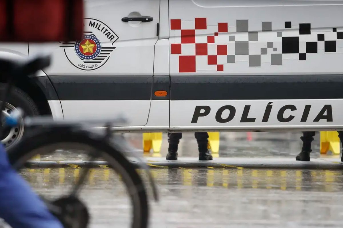 Estava desarmado e rendido, diz homem que ficou paraplégico em ação de PM que jogou rapaz da ponte