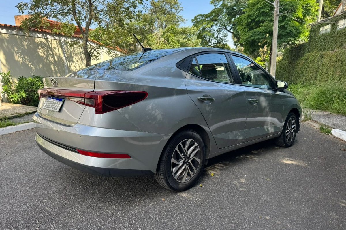 Farol da Bahia testa o novo Hyundai HB20S 2025: cumpre o que promete?