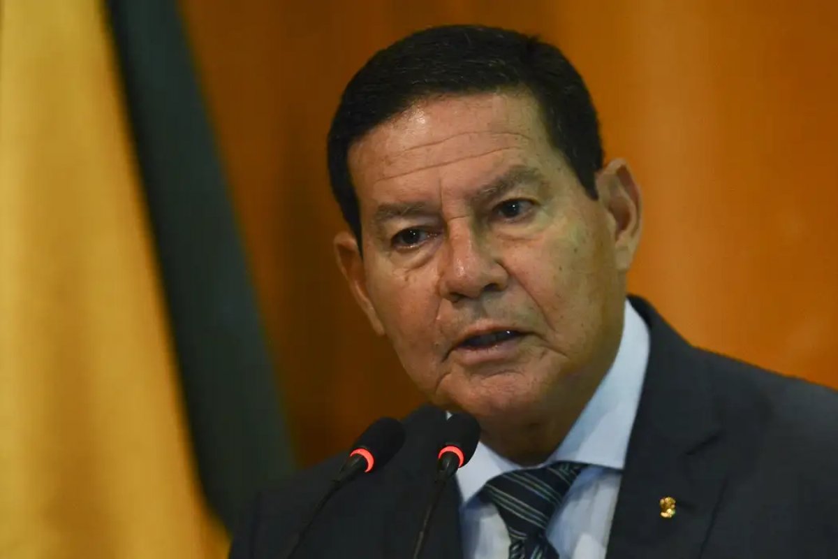 'Houve pensamento, mas não passou disso', diz ex-vice-presidente de Bolsonaro sobre tentativa de golpe