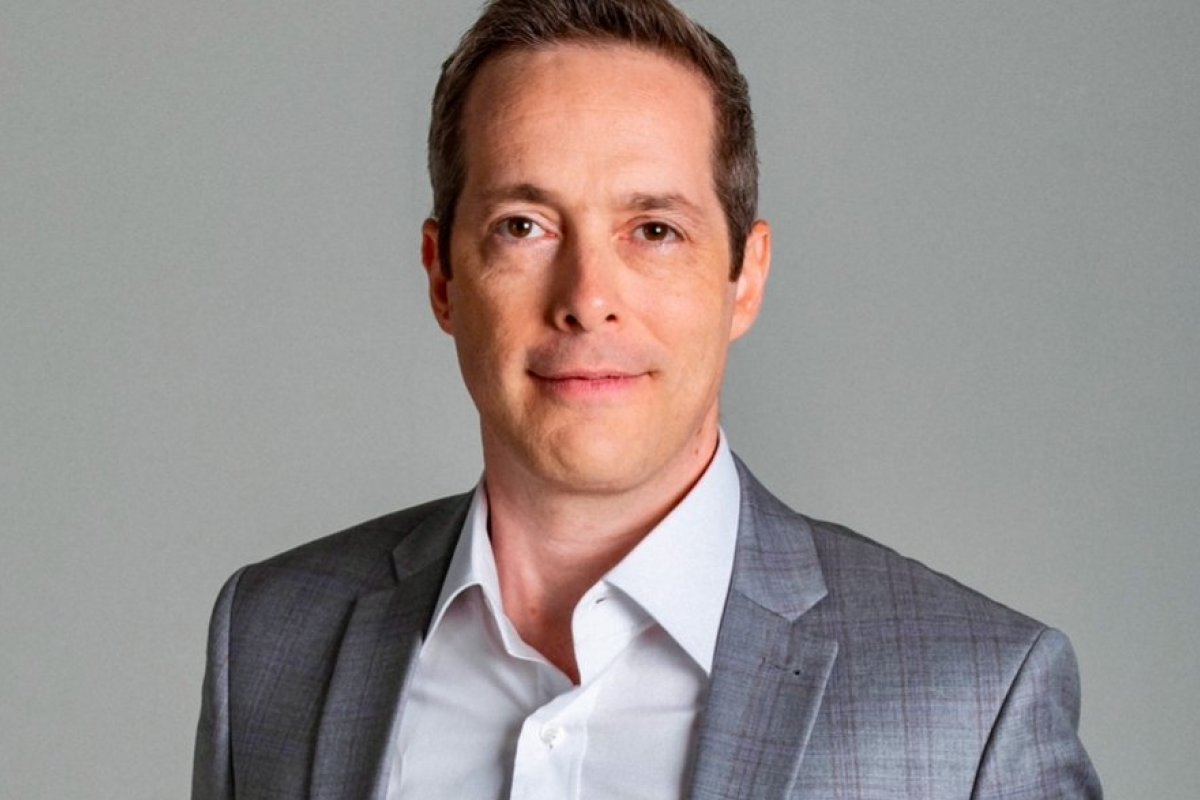 Cirurgião plástico baiano Victor Pochat explica como a técnica Deep Plane revolucionou o lifting facial!