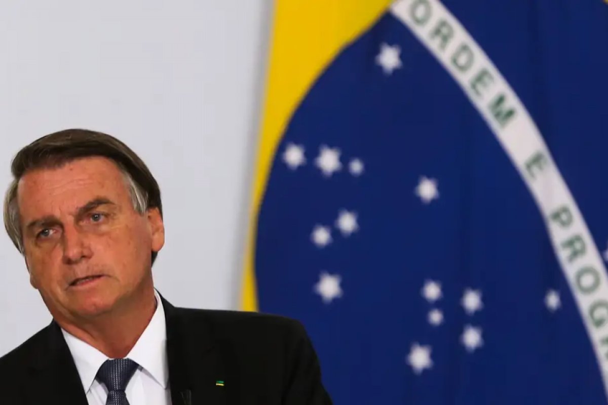 52% acham que Bolsonaro tentou dar golpe; 39% não acreditam, aponta Datafolha
