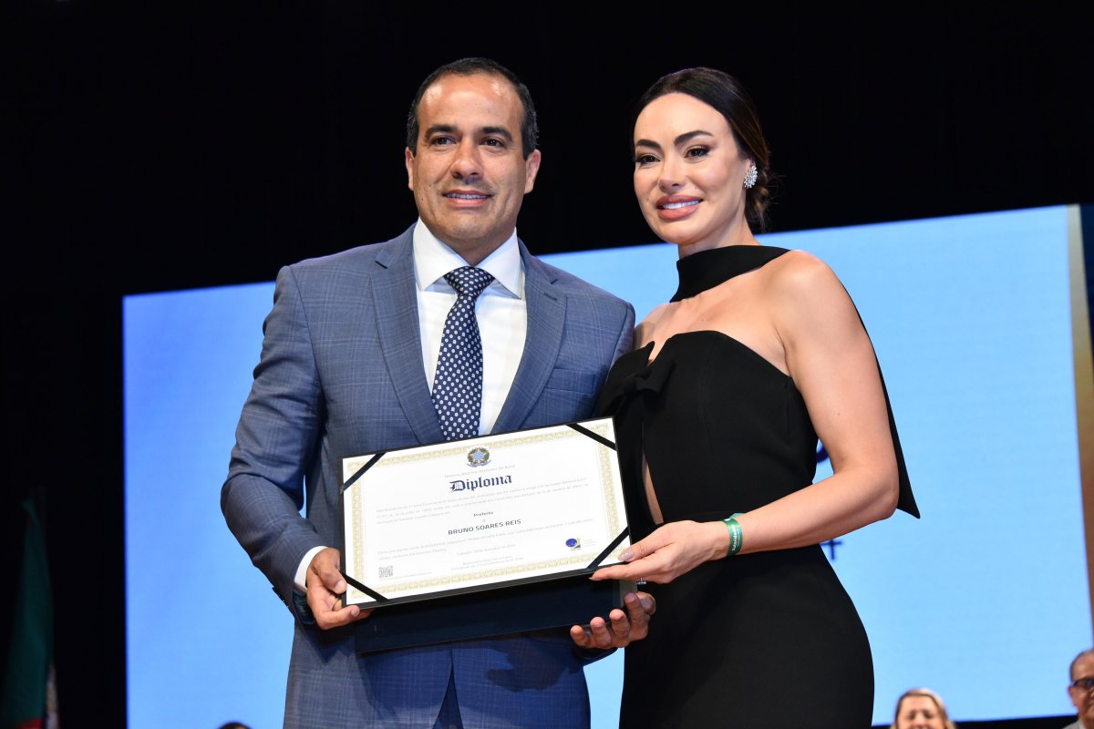 Vídeo: TRE-BA diploma Bruno Reis, Ana Paula Matos e 43 vereadores eleitos em outubro
