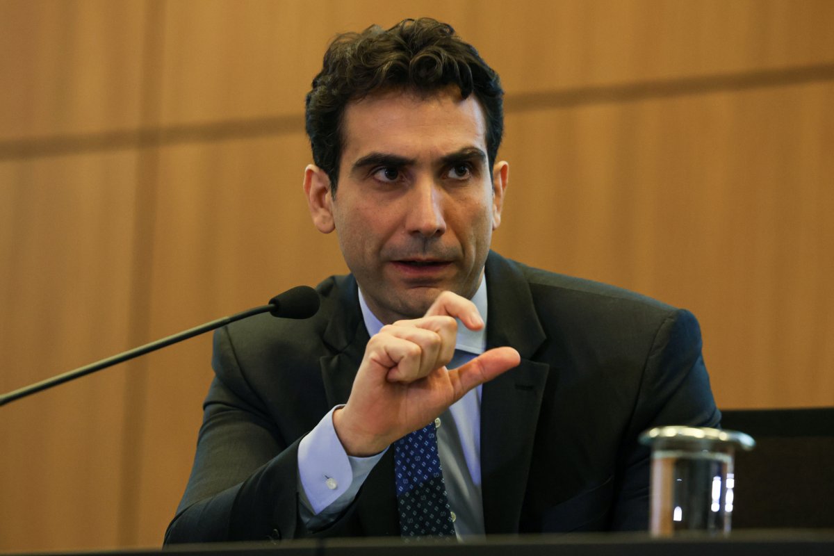 Ataque especulativo e coordenado não representa o que está acontecendo com dólar, diz Galípolo