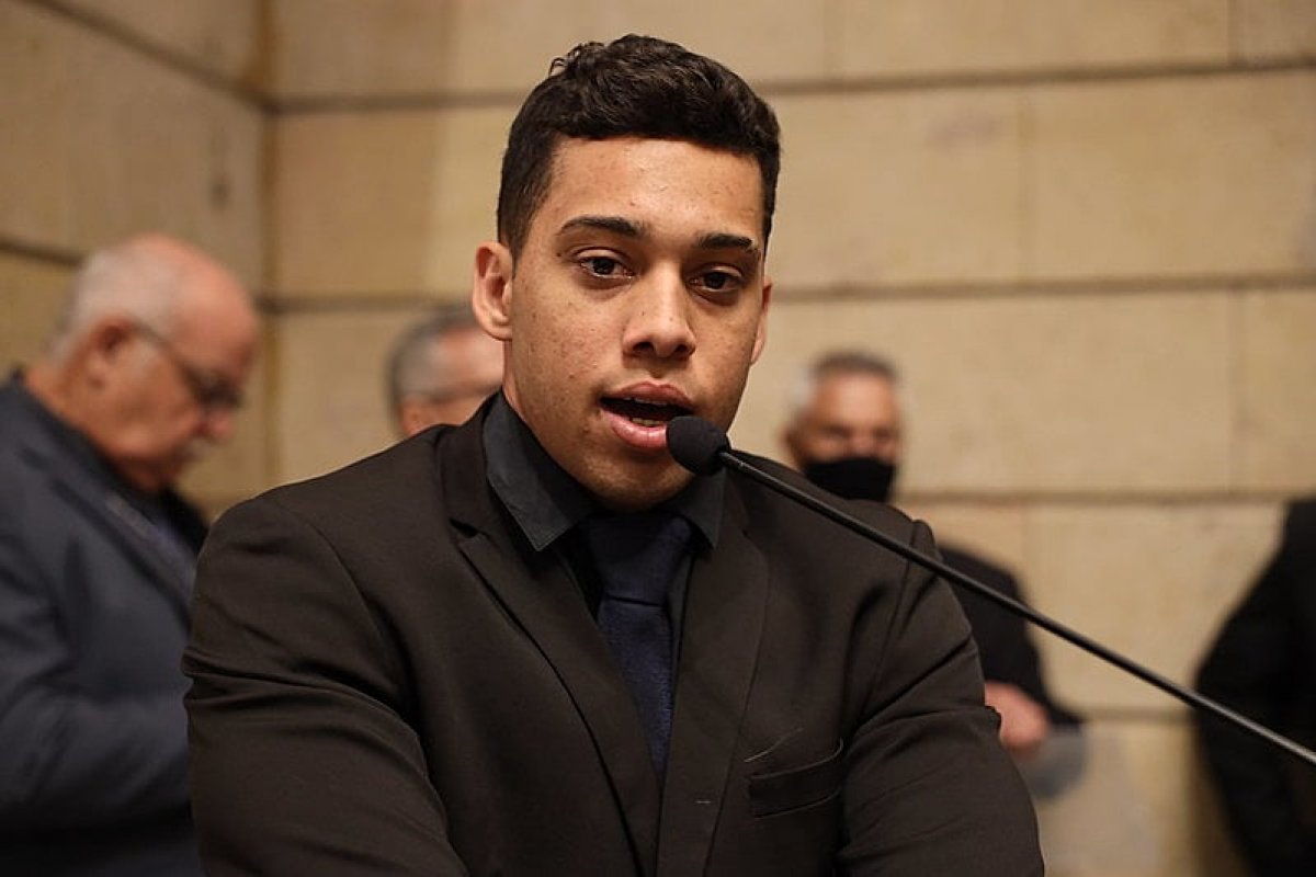 Preso por estupro, ex-vereador Gabriel Monteiro é condenado por invadir hospital no RJ