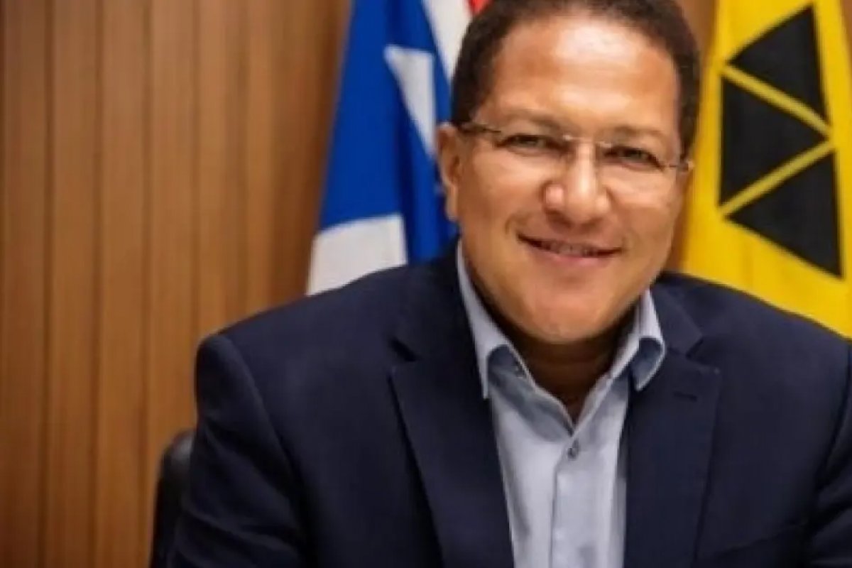 Prefeito de Itabuna anuncia desistência de candidatura à presidência da UPB