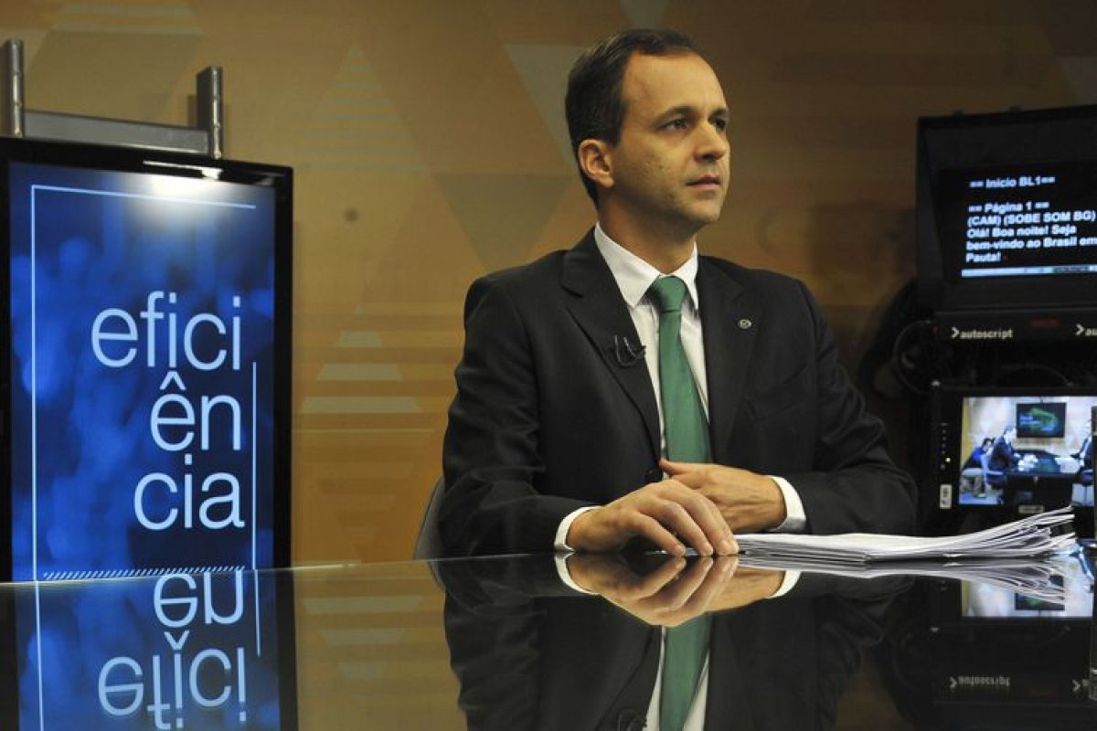 Municípios com mais de 50 mil habitantes terão de usar pregão eletrônico