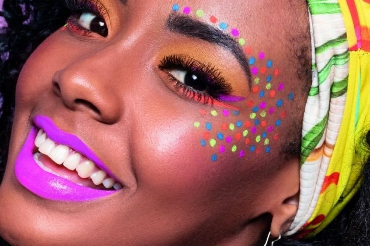 Marca lança mini coleção especial de maquiagens para o Carnaval