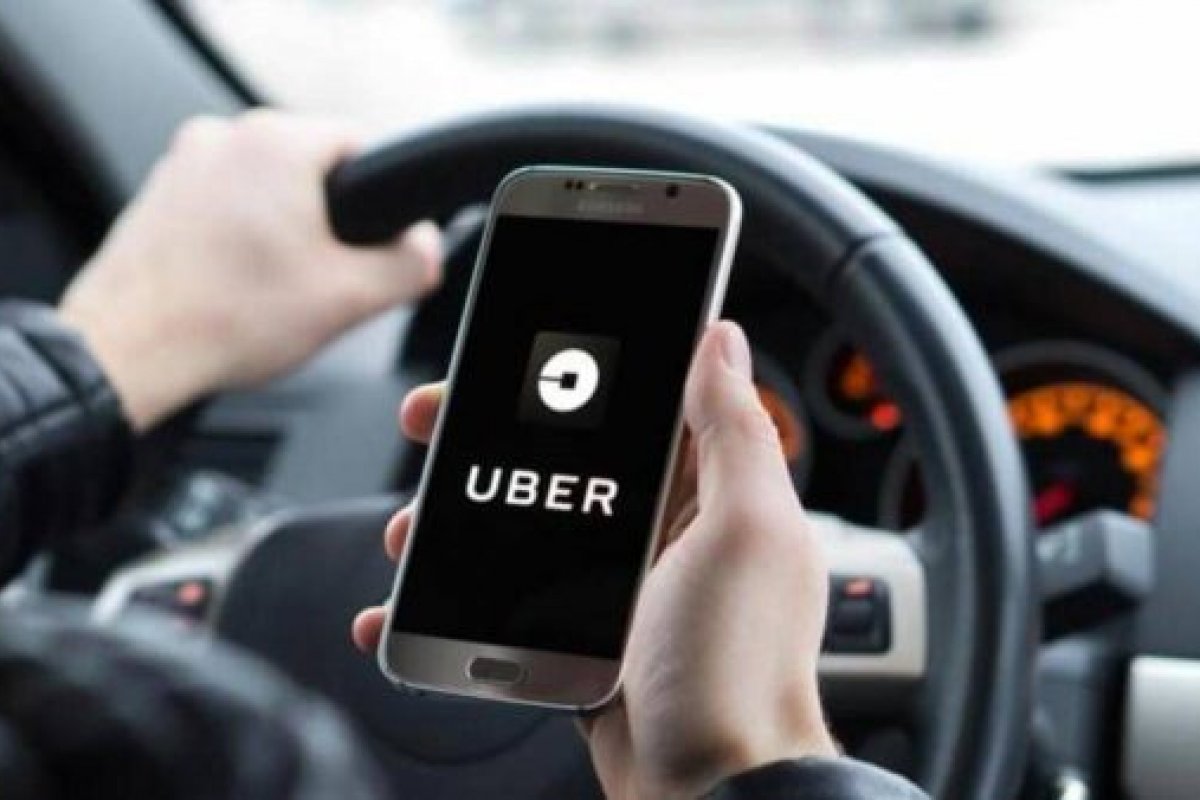 Uber revela a lista dos ítens mais esquecidos dos últimos carnavais