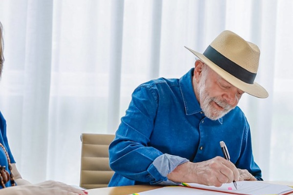 Lula deve publicar nos próximos dias decreto que aumenta salário mínimo