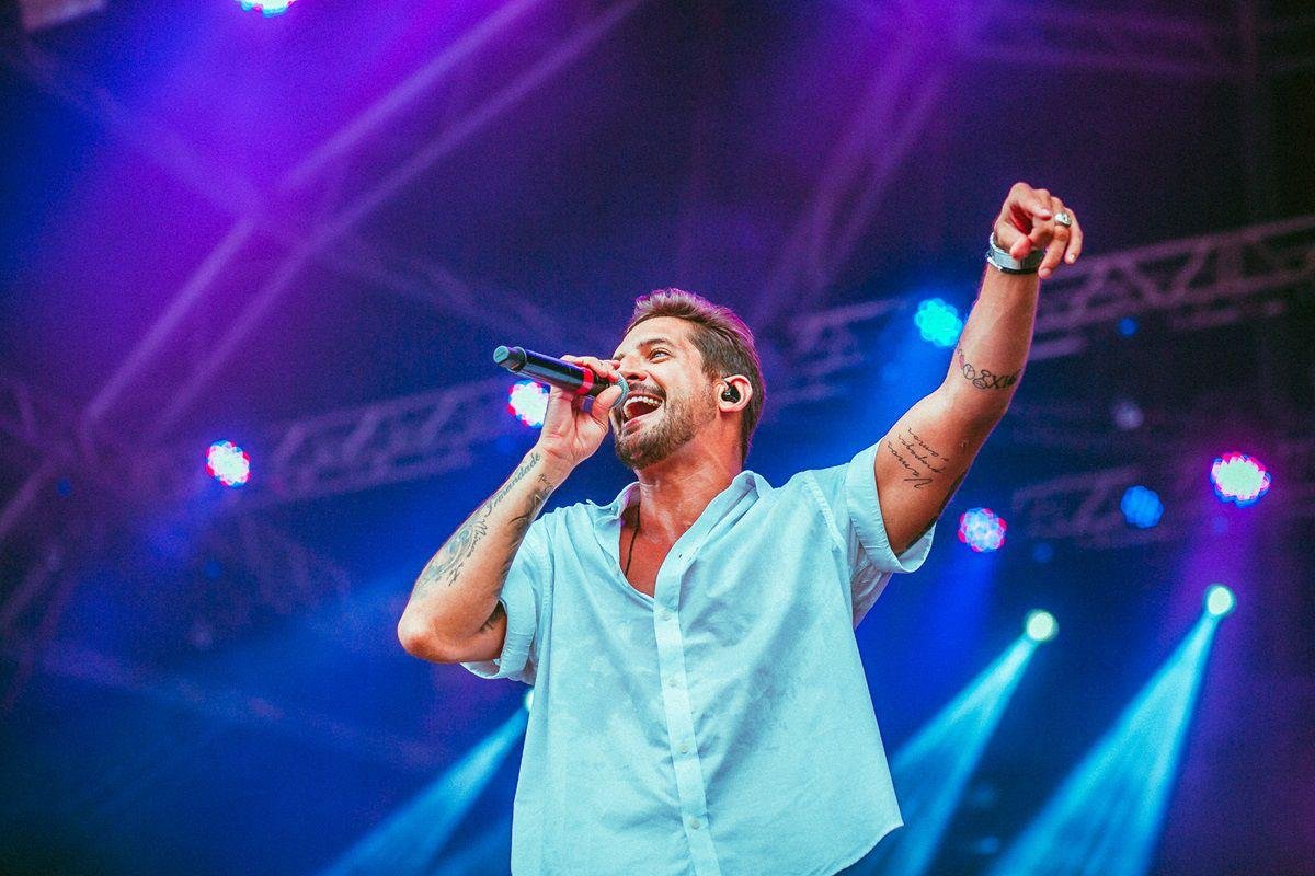 Banda Eva abre o Réveillon dos Quereres em Baixio!