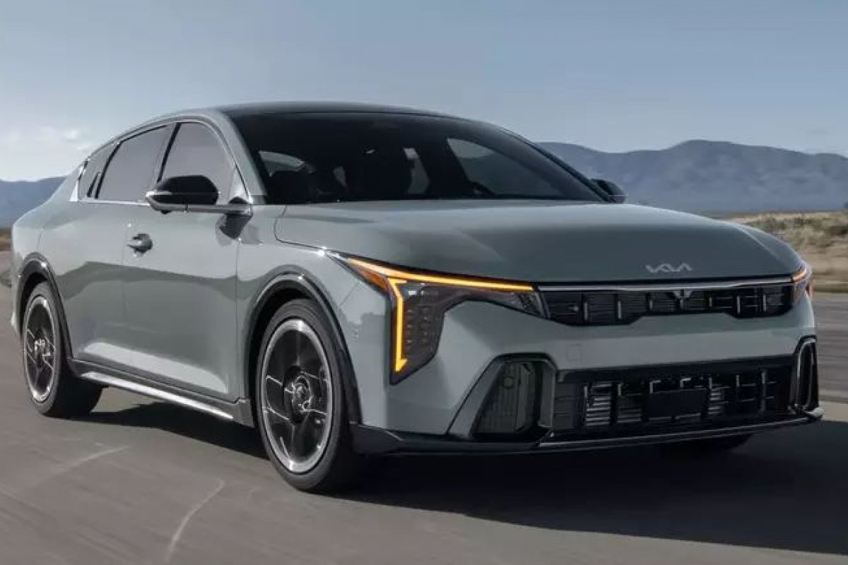 Kia confirma sedã K4 no Brasil em 2025