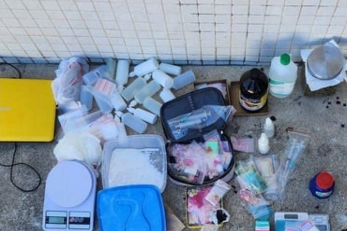 Mulheres suspeitas de tráfico de drogas são presas em Brotas