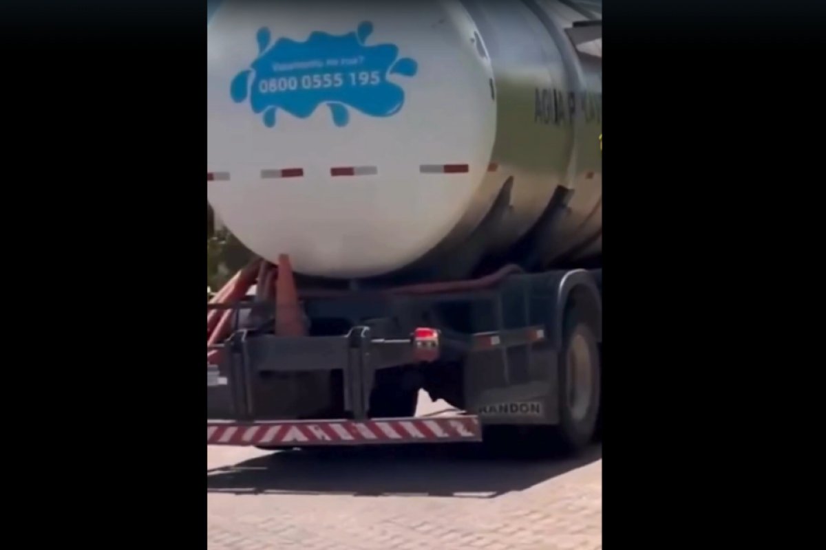 Vídeo: com falta d'água em Praia do Forte, Embasa atende suposto condomínio de diretor da empresa