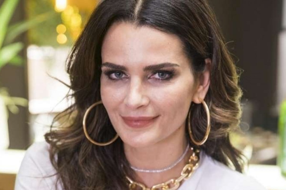 Atriz e modelo Fernanda Motta revela luta contra um câncer de mama