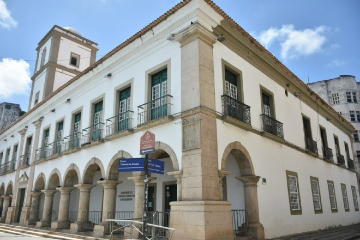 Câmara de Salvador empossa prefeito, vice e 43 vereadores eleitos nesta quarta (1º)