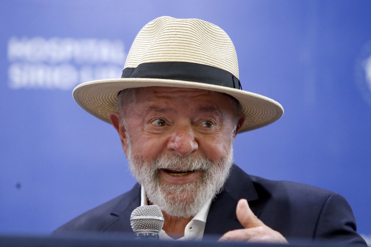 Lula faz tomografia em Brasília e boletim fala em melhora progressiva