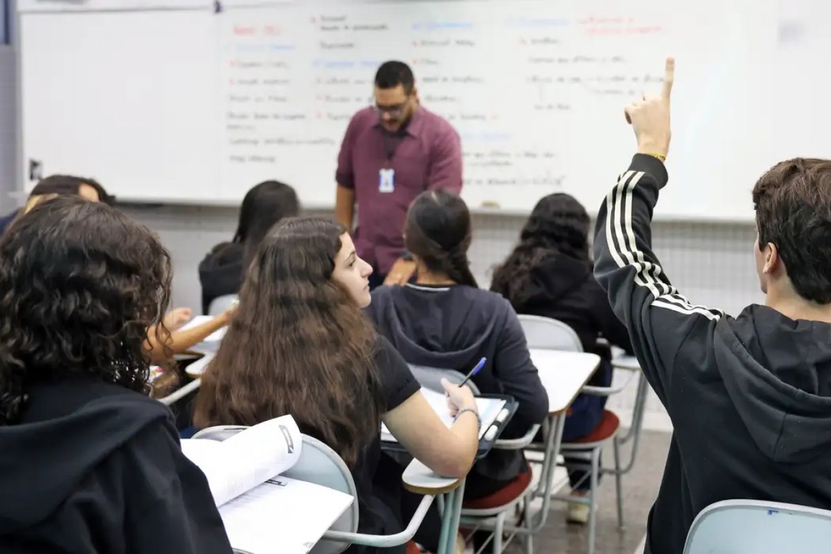 Fies terá aproximadamente 112 mil novas vagas disponibilizadas em 2025