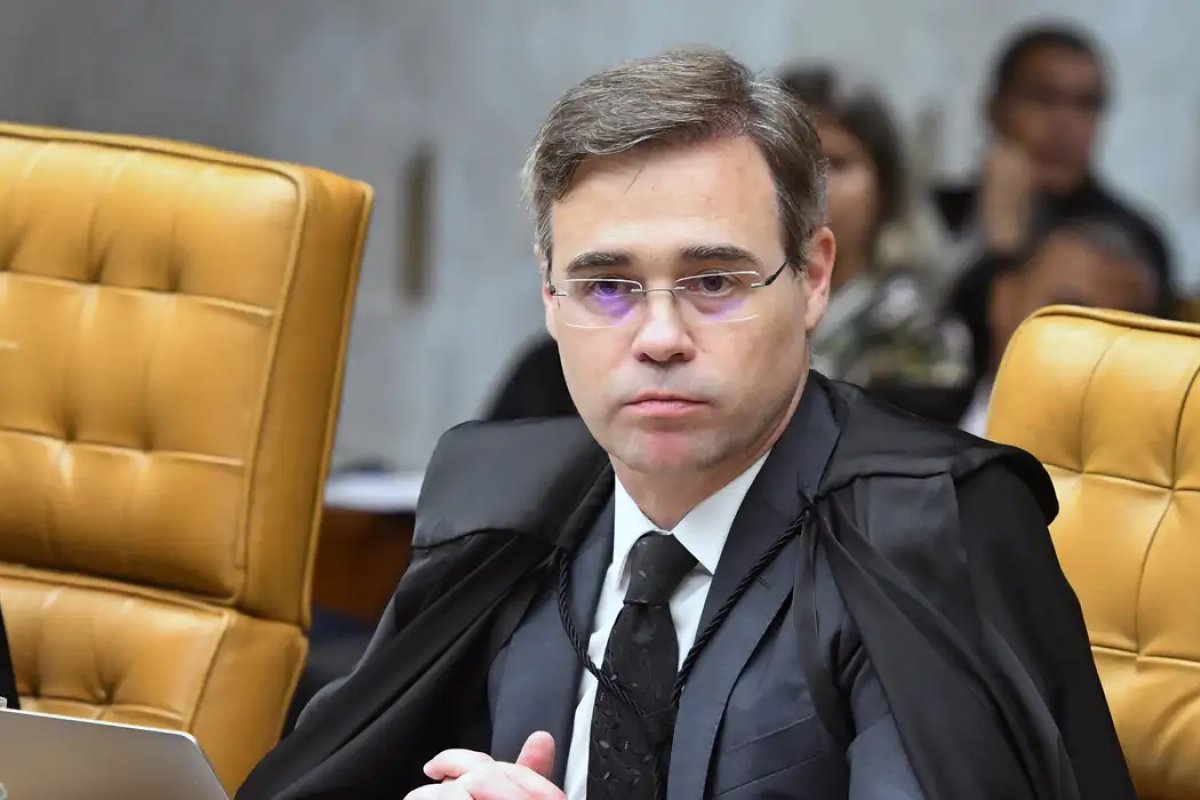 Bets: André Mendonça estipula 5 dias para Loterj e governo do Rio limita atuação de empresas de apostas no estado
