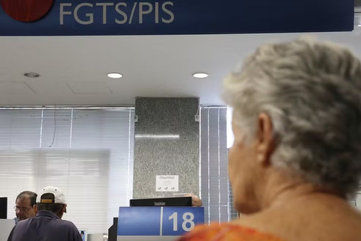 PIS-Pasep: o abono salarial de 2025 começa a ser pago em fevereiro; confira as datas