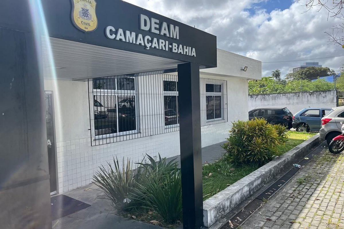 Homem é preso por tentar matar companheira na Bahia; suspeito inventou que os dois foram vítimas de assalto