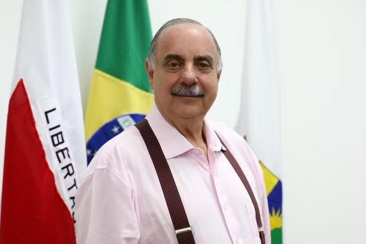 Prefeito de BH, Fuad Noman é extubado, demonstra melhoras em exames, porém continua na UTI