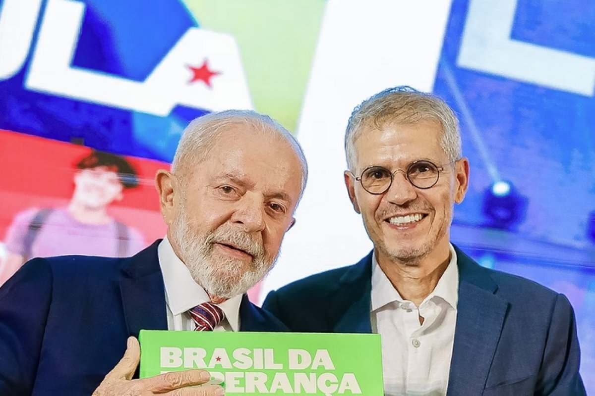 "Expectativa, gestão e percepção popular equilibradas", afirma novo ministro da Secretaria de Comunicação sobre alinhamento digital com governo