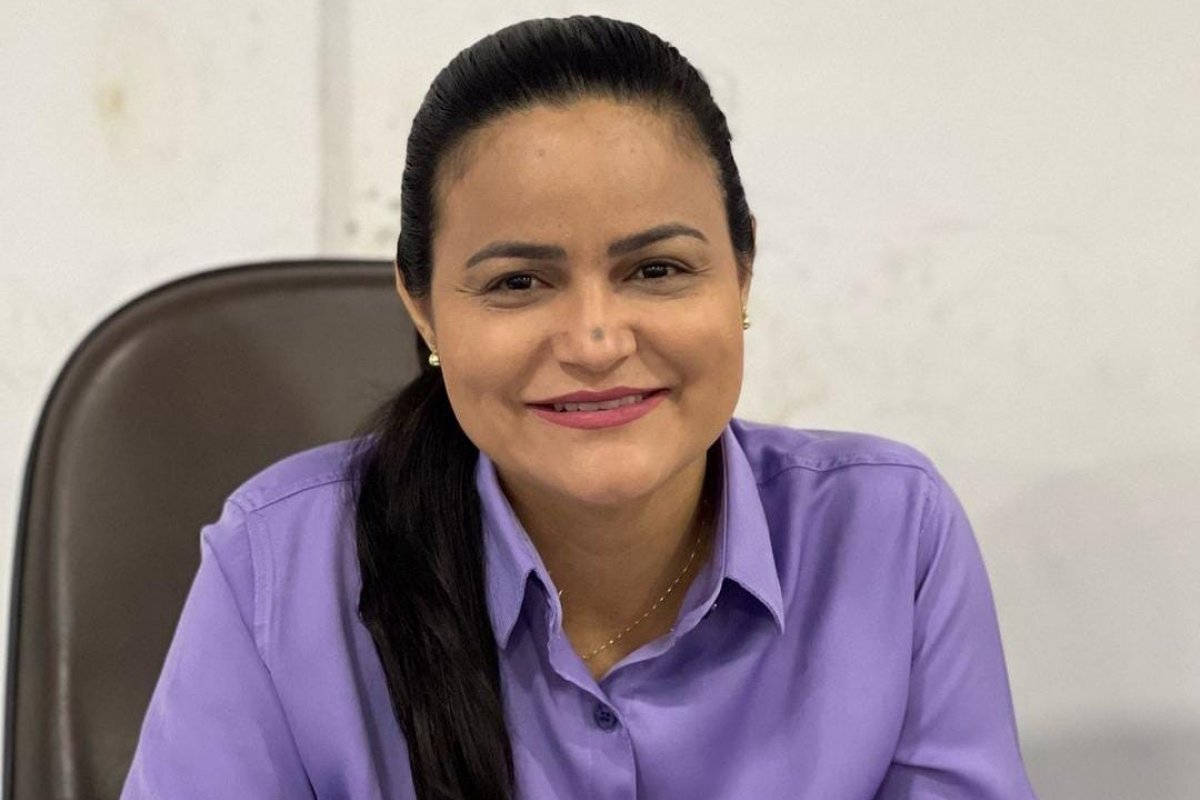 Débora Regis decreta estado de calamidade financeira em Lauro de Freitas; entenda