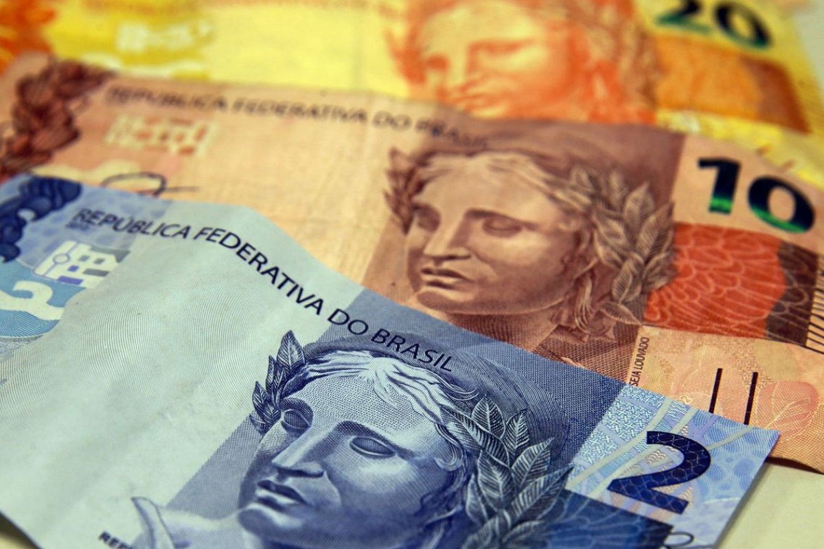 Impostômetro: brasileiros já pagaram R$ 300 bi em impostos em 2020